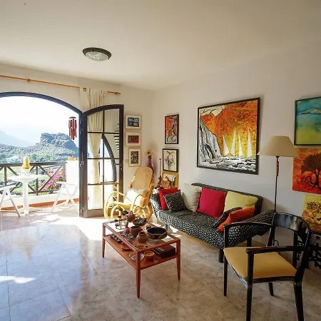 Casa Del Poeta Guayedra